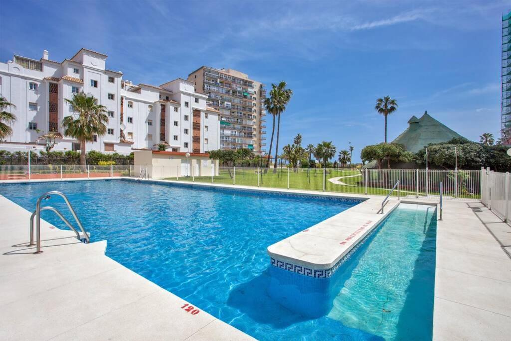 Appartment Maite 2 Беналмадена Екстериор снимка